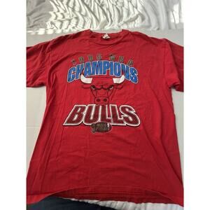 Vintage 1996 Chicago Bulls NBA Champions Red T-Shirt